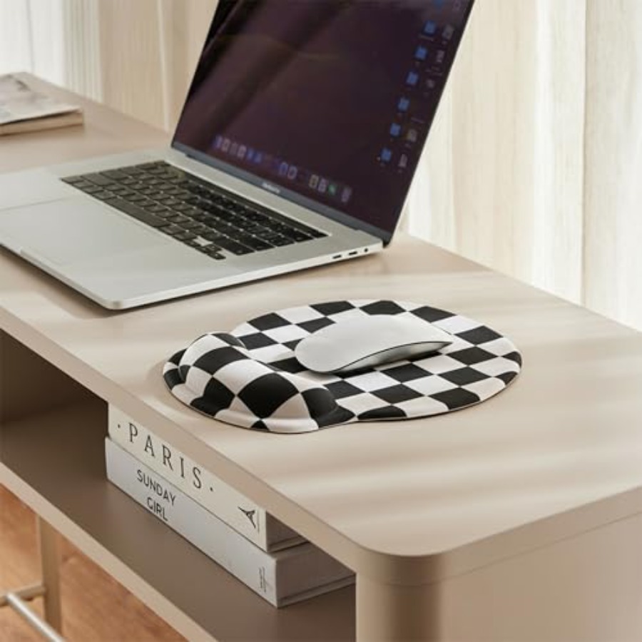 White Checkered Mouse Pad with - Laptop Accessories For Wrist Support บทวิจารณ์และราคา
